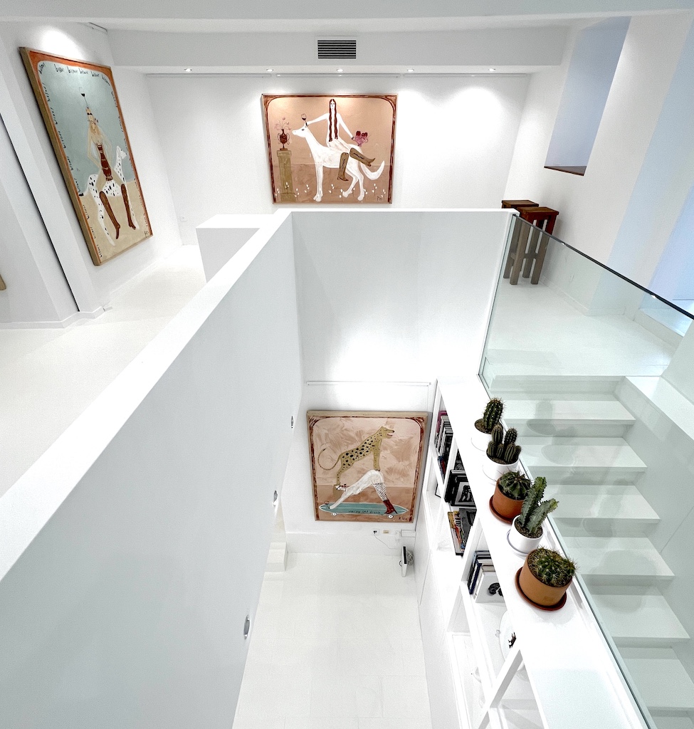 Escalier menant à la galerie JAGAL