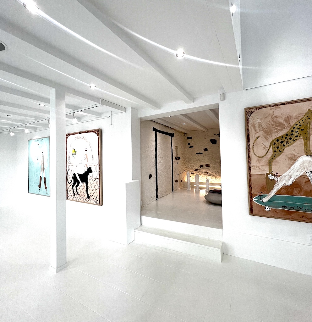 Vue verticale d'une salle de la galerie JAGAL